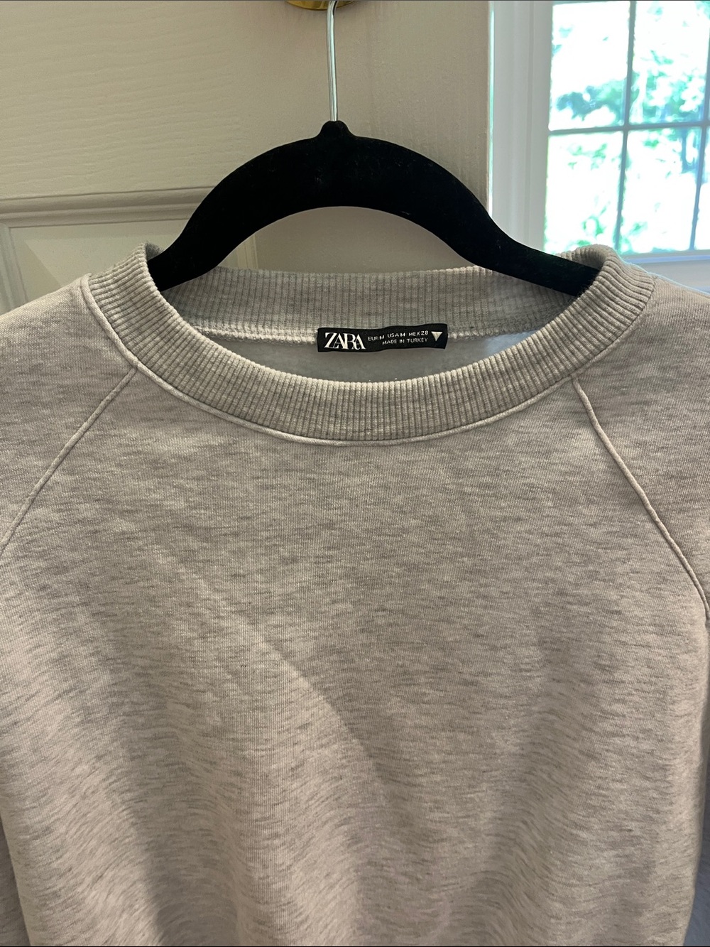 Zara Women’s Heather Light Gray Crewneck Pullover